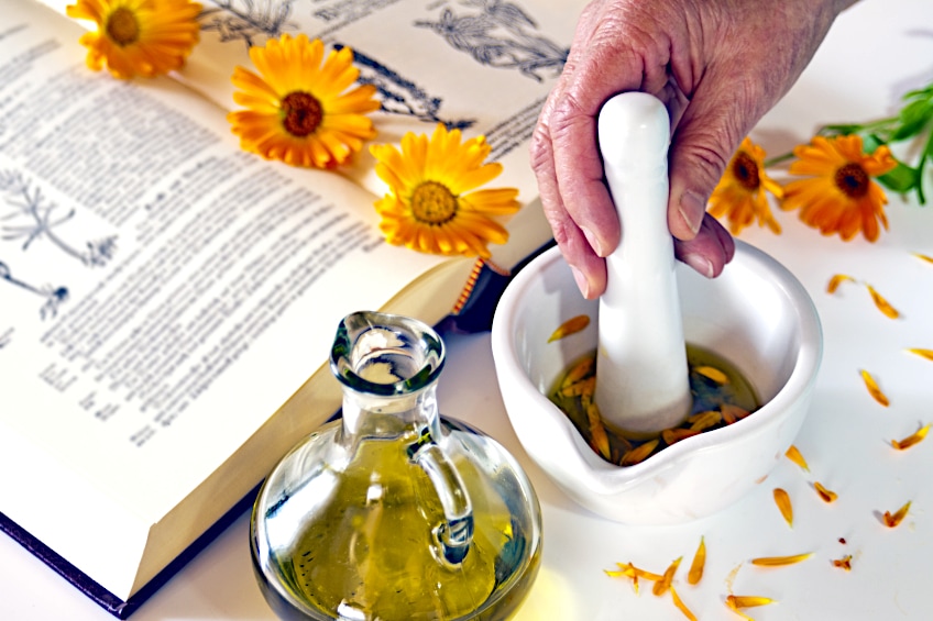 Homemade Calendula Oil