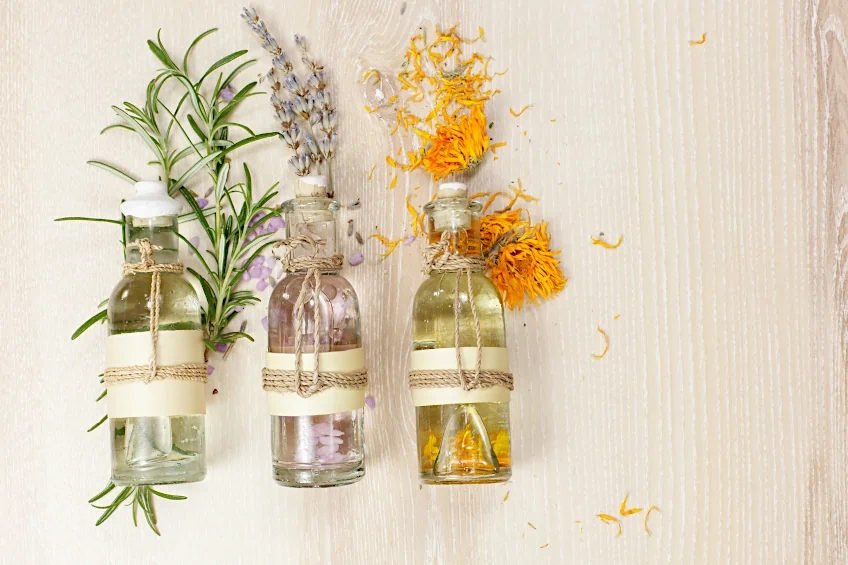 Oils to Blend with Lavender Oil